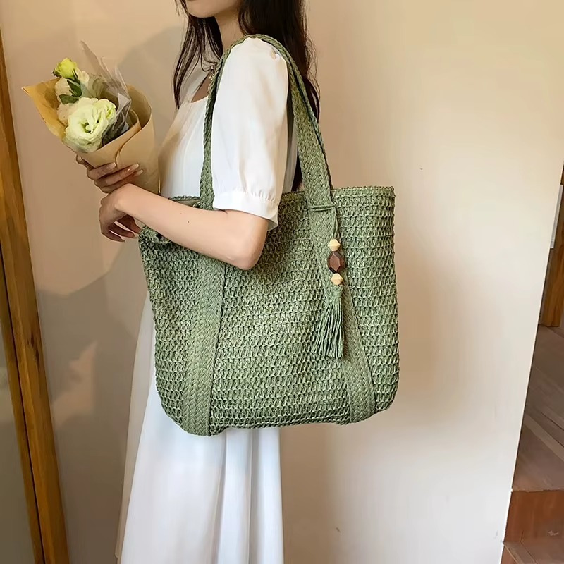 Sac En Paille Souple Tissage Fin Pompon - Gabrielle – Image 5